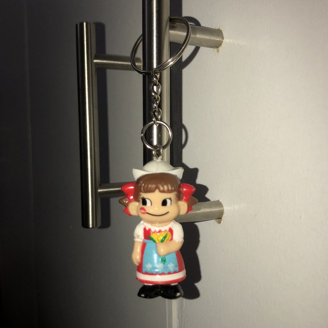Peko Keychain Charm (Category: Figurines & Statues) located in Arayat. Submitted by oriscart (Listing ID 1463831703, Image 1). Description: - with scratches - keychain.
