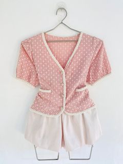 (Category: ) located in . Submitted by yourcloset1001 (Listing ID 1463914649, Image 1). Description: .
