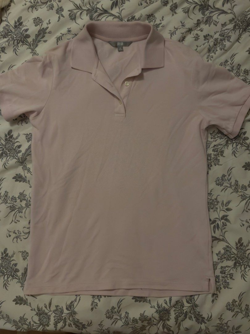 Pink Uniqlo Polo (Category: Others Tops) located in Santa Cruz. Submitted by maelizxr (Listing ID 1463800621, Image 1). Description: .