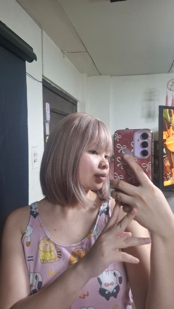 Pink Wig (Category: Hair) located in Pasay City. Submitted by via.denny (Listing ID 1463750090, Image 2). Description: Used once only for photos/selfie.