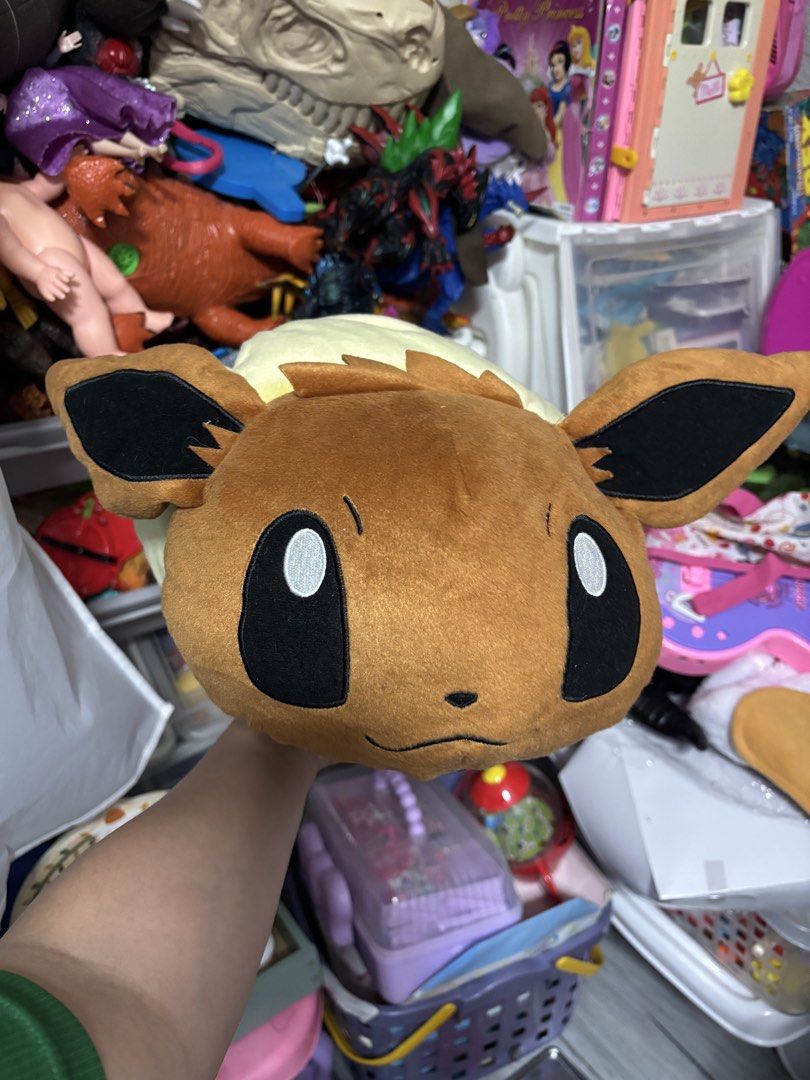 Pokemon Eevee Plush Toy (Category: Plushies & Soft Toys) located in Pasig City. Submitted by genyzk (Listing ID 1463812022, Image 1). Description: - Soft and cuddly Eevee plush toy - Ideal for any Pokemon fan - Perfect for display or play.