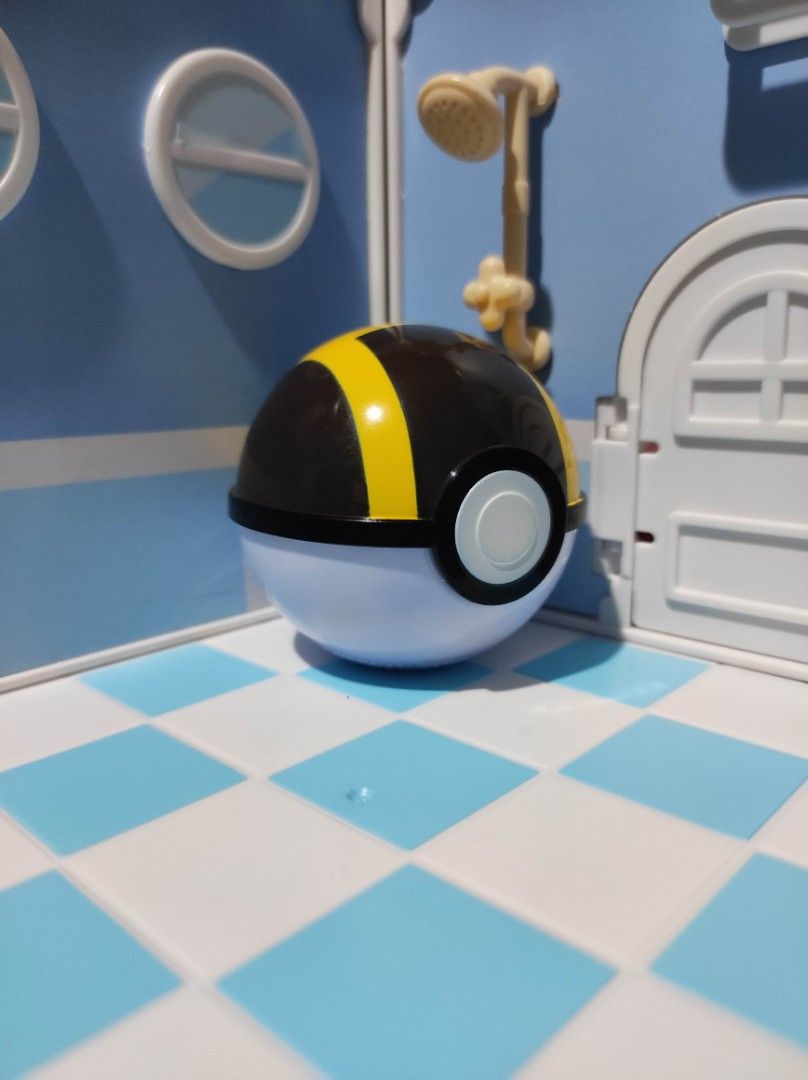 Pokemon Ultra Ball (Category: Action & Battle Toys) located in Taguig. Submitted by lilrootshop (Listing ID 1463883629, Image 3). Description: ***Crossposted*** Price: 80 First to pay basis. No COD. For item reservation, a down payment of 50% or 100 pesos (whichever is less) is required. Down payment is non-refundable. One month reservation only. Location: Taguig (near BGC) MOP: GCash / Maya / GoTyme.