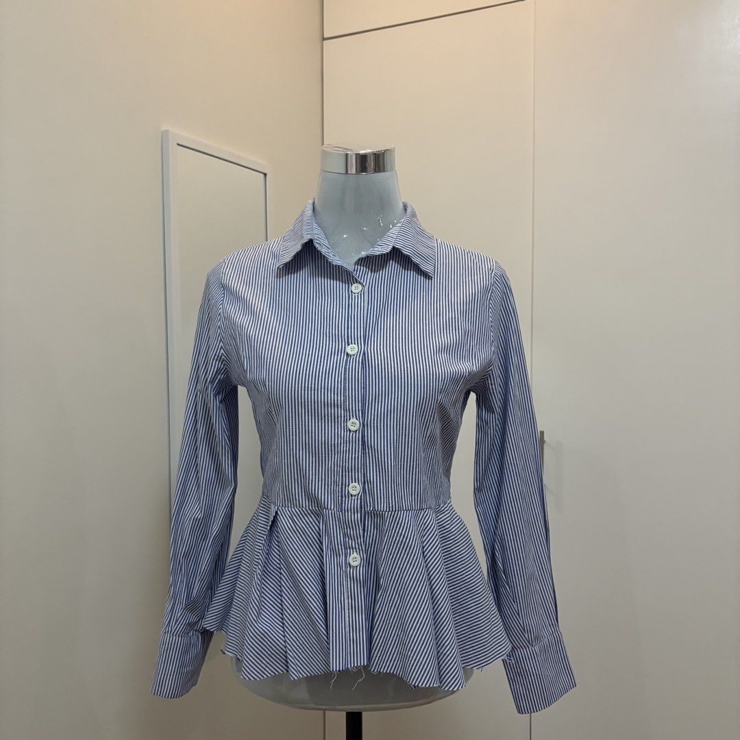 Polo Peplum Top (Category: Blouses) located in Angeles City. Submitted by declutteredcloset_ (Listing ID 1463902474, Image 1). Description: Xs-s.