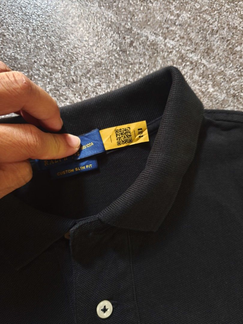 Polo Ralph Lauren (Category: Formal Shirts) located in Polanco. Submitted by aldrin.25 (Listing ID 1463811026, Image 3). Description: dimes 21.5 width x 27-29 length authentic scannable QR code no issue no kupas 9.4/10 color rate.