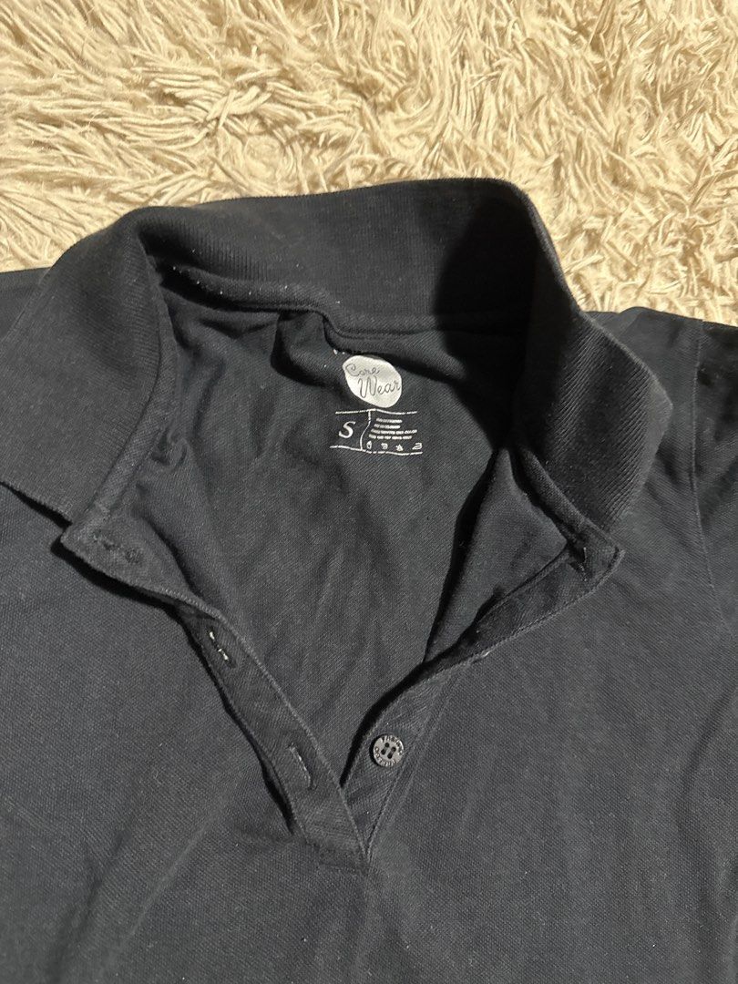 Polo Shirt Freego (Category: Announcements) located in Makati City. Submitted by lynrtw (Listing ID 1463857669, Image 2). Description: Small Size.