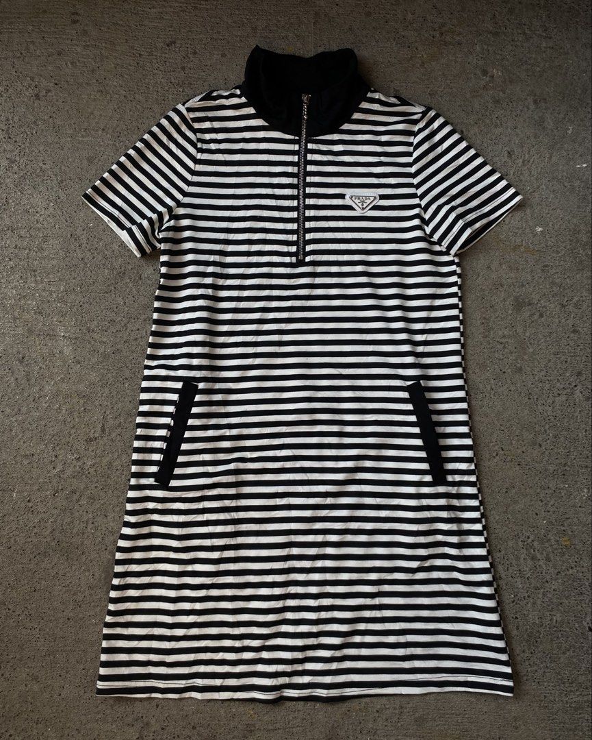 Prada Dress (Category: Dresses) located in Kalibo. Submitted by bryaninosa20819 (Listing ID 1463747657, Image 1). Description: Prada Dress Dimes : 18x33 Excellent Condition Color Rate 10 Need Wash.