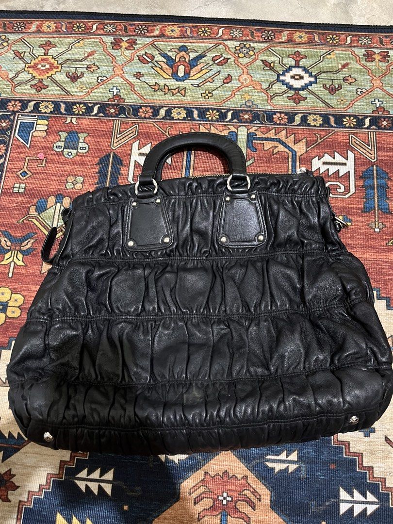 Prada handbag only (Category: Tote Bags) located in Bulacan. Submitted by luxesell_00 (Listing ID 1463801923, Image 3). Description: .