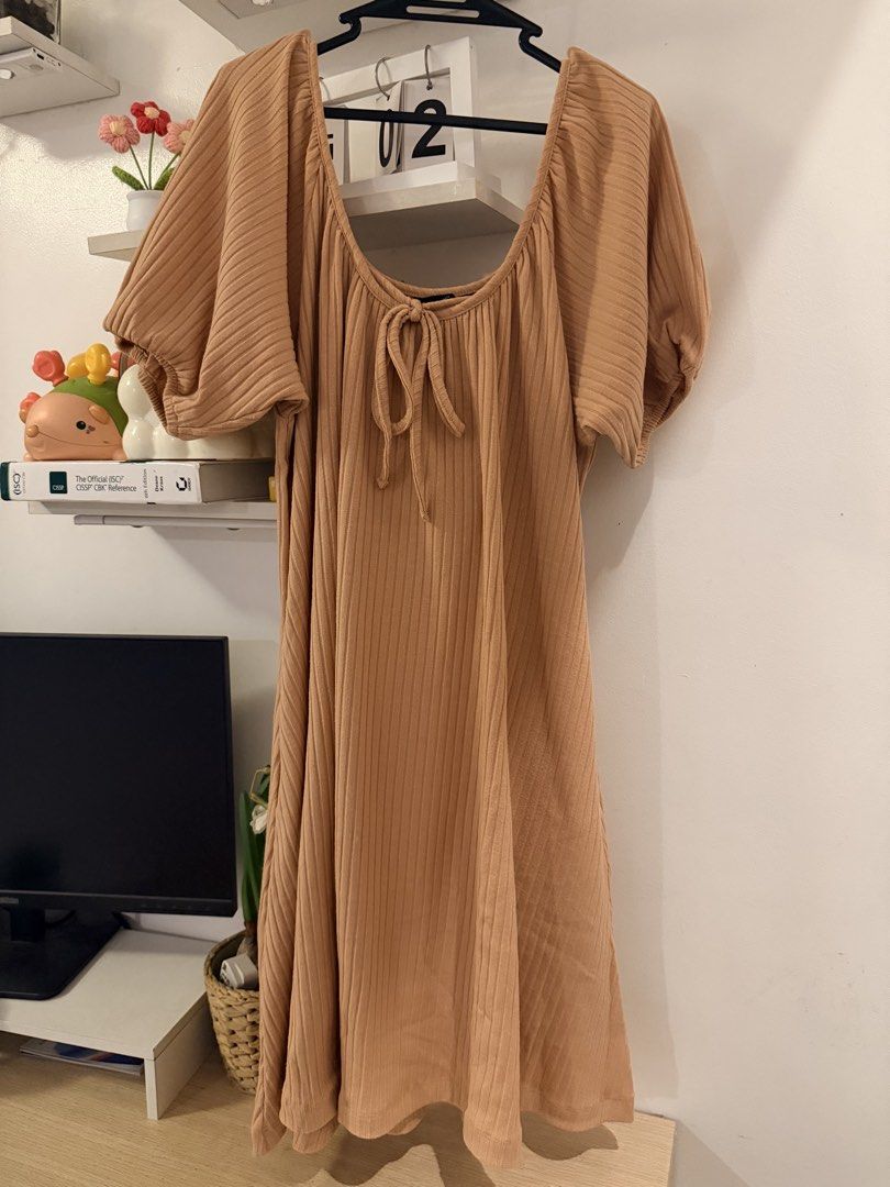 Pre loved Plus size clothes (Category: Dresses) located in General Trias. Submitted by lovedbykimmy (Listing ID 1463745174, Image 1). Description: Price range from Php 50-Php 350 Some of them are unused, used once or lightly used RFS: Decluttering Location: Gentri Cavite Can be shipped via lalamove, lbc/j&t .