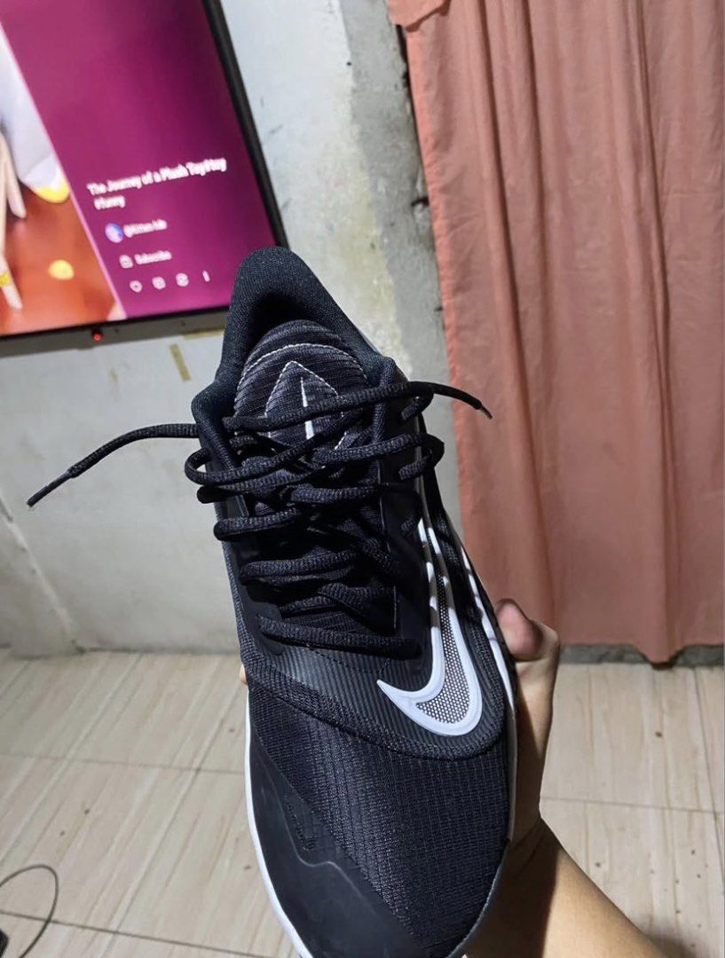 PRECISION 7 (ORIGINAL) (Category: Casual Shoes) located in Manila. Submitted by cajucom_ace (Listing ID 1463779426, Image 3). Description: Used once in game Have receipt.