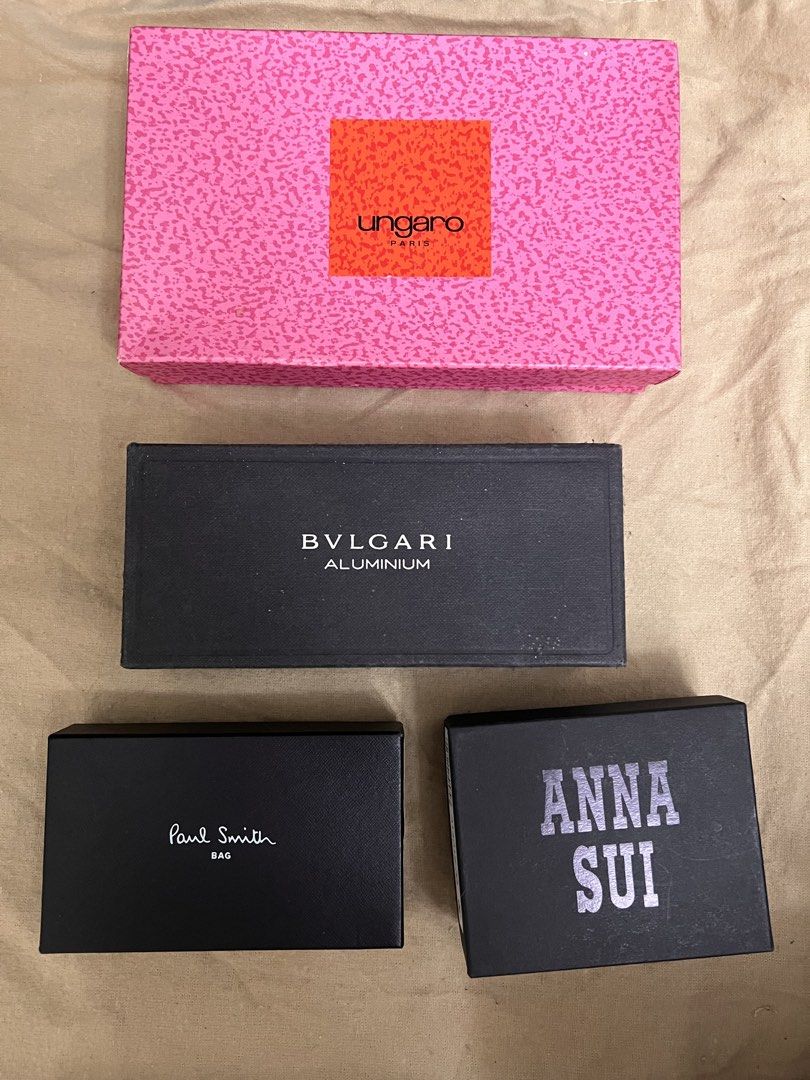 🇯🇵Preloved Authentic Box Only 400 Each or Take all for 1.2k (Category: Luxury Bags & Wallets) located in Makati City. Submitted by carullee (Listing ID 1463824328, Image 1). Description: Preloved Box ONLY 400 pesos each 1200 Take ALL ALL IN GOOD CONDITION UNGARO - 8x5” Bvlgari - 7x3” Paul Smith - 5x3” Anna Sui - 4x3 1/2” .