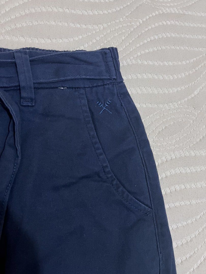 Preloved Wide Leg Trousers (Category: Other Bottoms) located in Kawit. Submitted by morgakarren19 (Listing ID 1463811978, Image 2). Description: Brand: Regatta Used twice (Like New) Navy Blue Wide Leg Trousers Size: Small W: 28-32 inches L: 30 inches Leg Hole:11 inches.