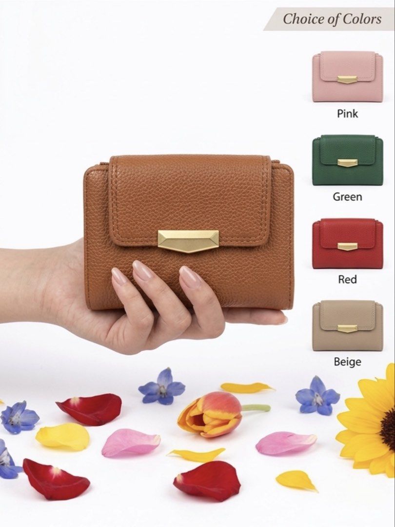 Premium wallet (Category: Luxury Bags & Wallets) located in Manila. Submitted by bryhsd_23. (Listing ID 1463799477, Image 1). Description: Open for wholesale and bulk order You can messege me if you want a discount.