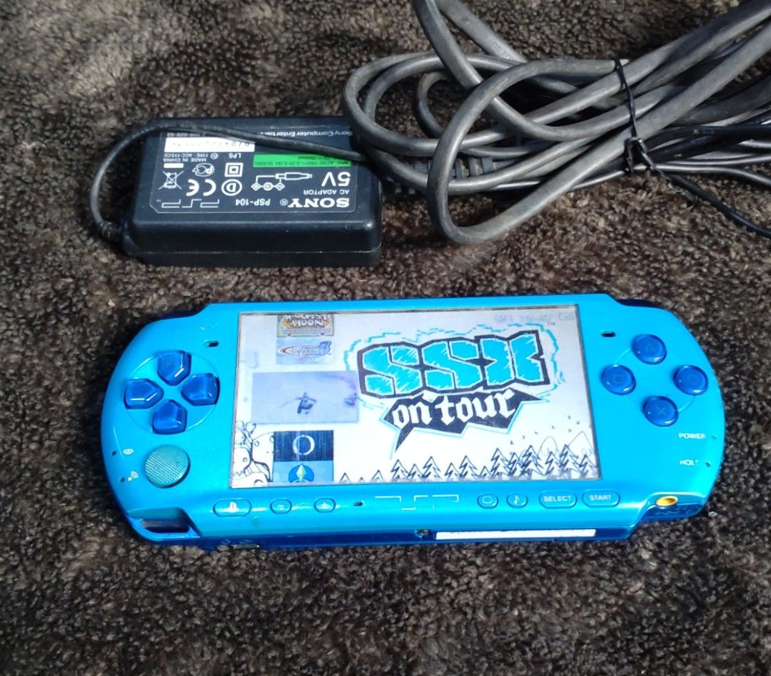 Psp 3006 Marine blue v3 (Category: PlayStation) located in Quezon City. Submitted by ydna_22 (Listing ID 1463797002, Image 2). Description: For sale my Psp 3006 Marine blue v3 no issue, all bottom's works properly ,with 32gb memory full of games and complete with charger..