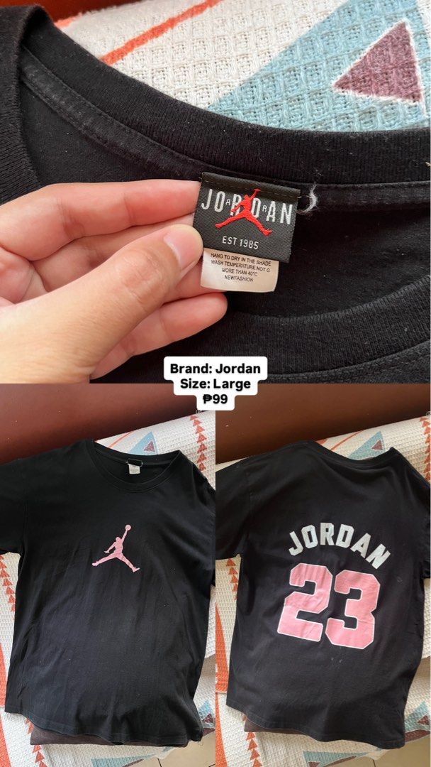 Pure Black Men Tees (Ukay) (Category: Tshirts & Polo Shirts ) located in Bacoor. Submitted by avianne.collections (Listing ID 1463791925, Image 2). Description: Pure Black Men Tees (Ukay) ✔️ May nahahalong ibang branded ✔️ Pure black tshirts ✔️ Men size (oversized if babae mag susuot) ✔️ Makakapal tela ✔️ Available black app or orange app checkout (COD), lalamove, meet up/pick up ✔️ PM for more designs available 😍 💵 ₱99 only 📍Bacoor, Cavite.