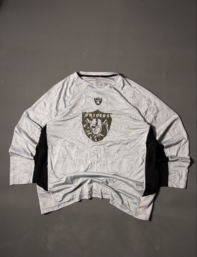 Raiders Dri Fit long sleeves (Category: Activewear) located in Malasiqui. Submitted by blank_wave (Listing ID 1463808822, Image 1). Description: Large 23x29 minor cut on sleeves hem 9.5/10 color rate need wash.
