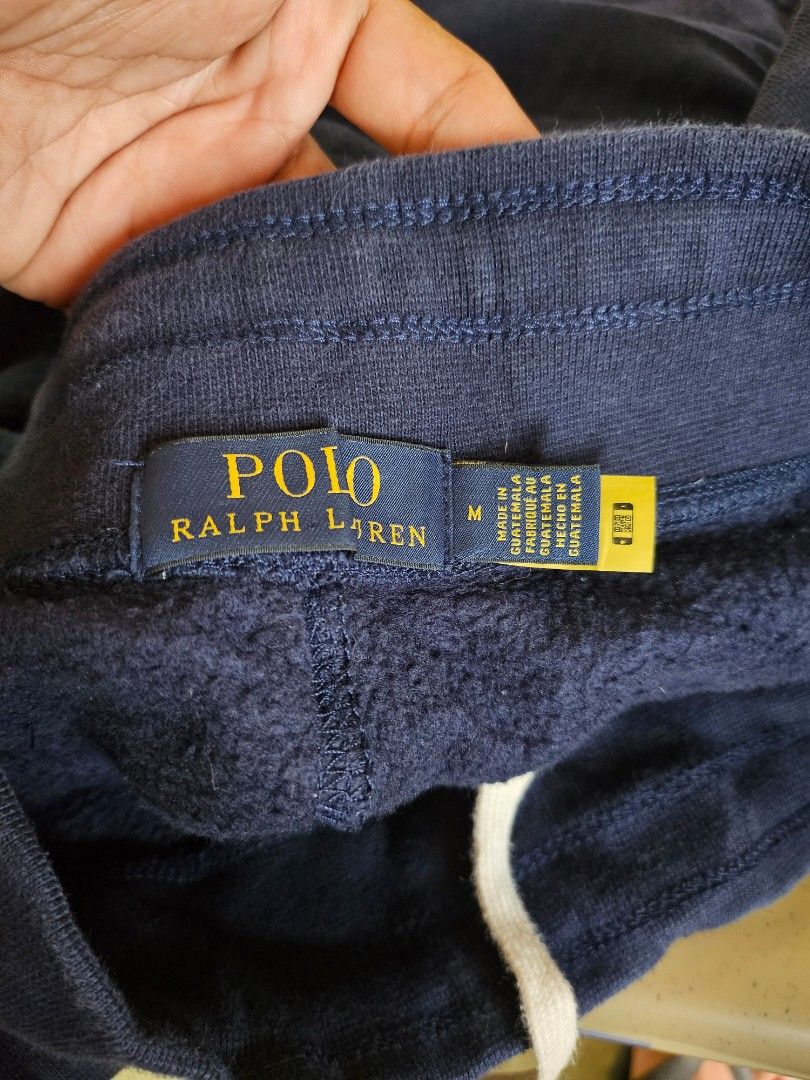 RALF LAUREN BLUE FLEECE PANTS (Category: Joggers) located in Asingan. Submitted by w.e.thrift (Listing ID 1463765123, Image 2). Description: RALF LAUREN BLUE FLEECE PANTS MEDIUM TO LARGE SIZE 32 TO 34 WAISTLINE 40 LENGHT EXCELENT CONDITION NO ISSUE EXCELENT COLOR RATE 480 +SF LOC.PANGASINAN J&T COURIER PAYMENT 1ST DM ME.