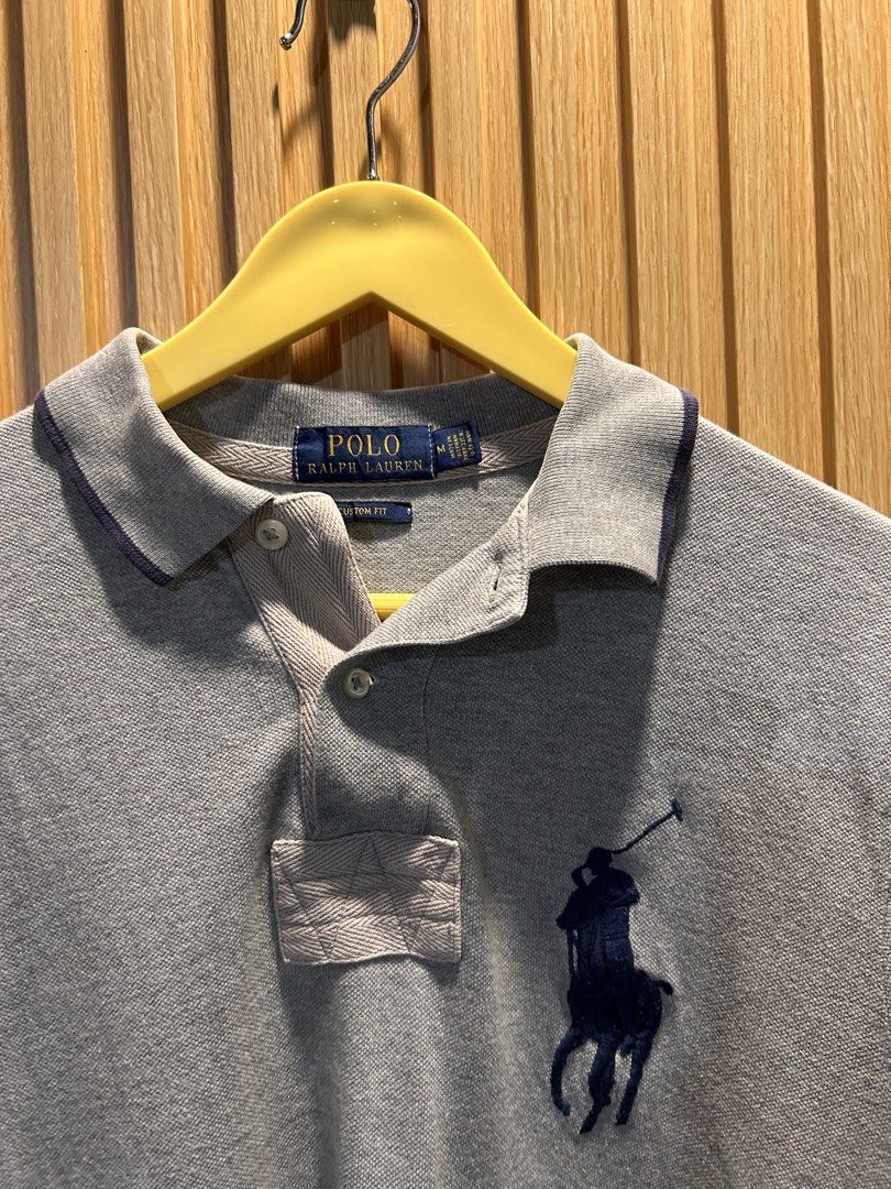 RALPH LAUREN (Category: Formal Shirts) located in Tubod. Submitted by just_thrift.1 (Listing ID 1463850860, Image 2). Description: ‼️WANT TO SELL‼️WANT TO SELL‼️ RALPH LAUREN (Big Pony) Size: Medium 📐Width: 20.5 📐Length: ( Front 26 x Back 27 ) 🎨Color Rate: 9/10 ✅Good Condition Sign of usage / 1 pinhole (not visible) ₱399 .