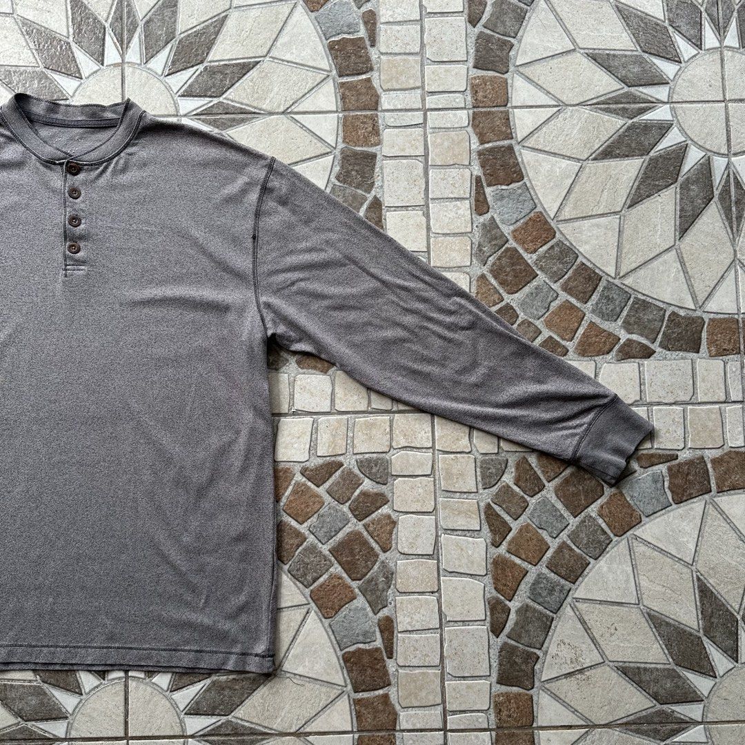 Random Gray Henley Long Sleeve Shirt (Category: Coats, Jackets and Outerwear) located in Binan City. Submitted by jotlog (Listing ID 1463877352, Image 3). Description: Width: 22 Length: 27 . Condition: 8.5/10 . Check pics for the details & condition of the item . Disclaimer: -Not affiliated with listed brands. All rights belong to their owners. .