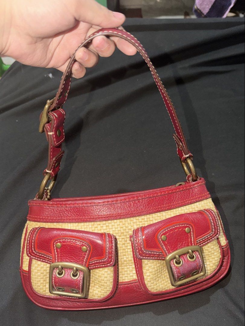 RARE Coach Legacy Straw mini hobo bag (Category: Shoulder Bags) located in Manila. Submitted by gzllnh823 (Listing ID 1463864367, Image 1). Description: RANK A - SA .