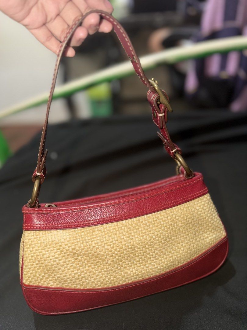 RARE Coach Legacy Straw mini hobo bag (Category: Shoulder Bags) located in Manila. Submitted by gzllnh823 (Listing ID 1463864367, Image 3). Description: RANK A - SA .