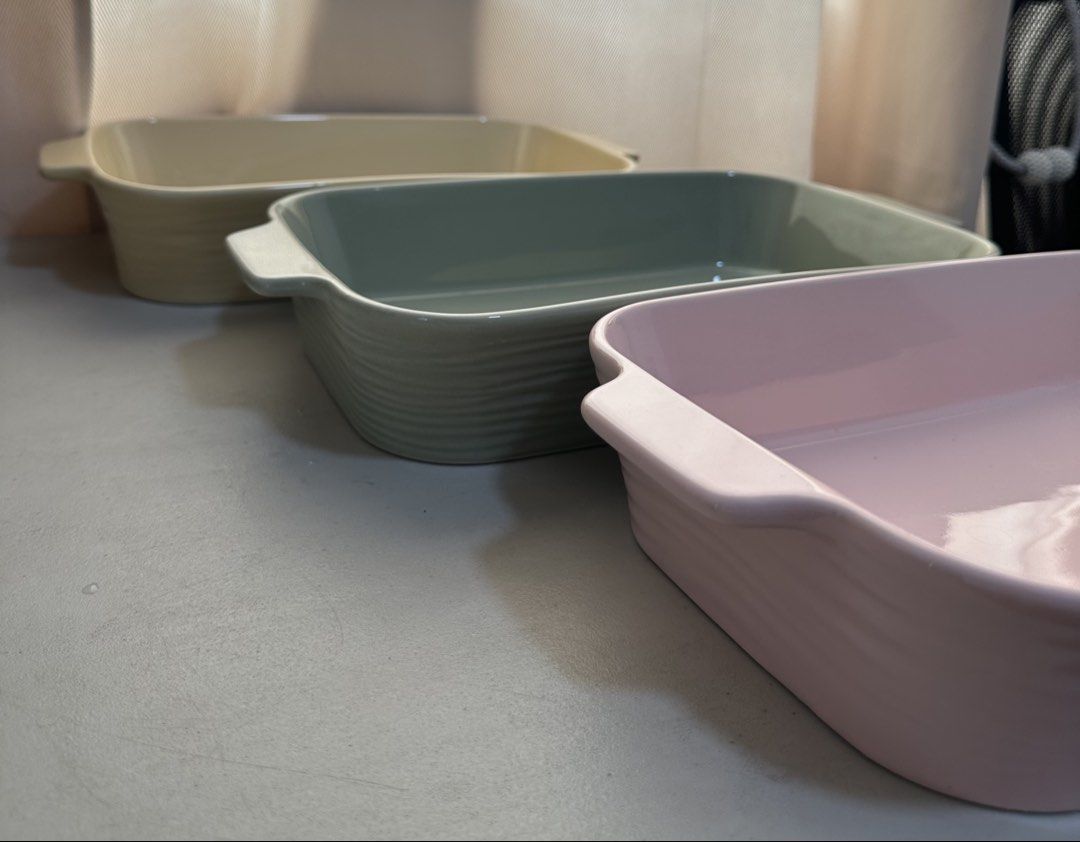 Rectangular Ceramic Big Serving Dish (Category: Dinnerware & Cutlery) located in Rizal. Submitted by nicoyyyyy (Listing ID 1462872971, Image 2). Description: Rectangular Big Serving Dish Ceramic Pastel color (Yellow,Pink,Green) Used once lang po ung pink Yellow and Green Bnew (washed only) Take All 1,200 Location: Tatala Binangonan Rizal MOP/MOD: Gcash payment first before you book your lalamove rider, thank you! 😊 .