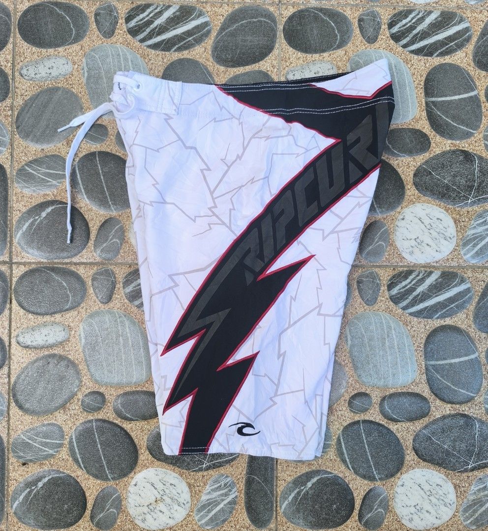 Rip Curl x Mick Fanning pro model (Category: Swim Trunks & Board Shorts) located in Naga. Submitted by mags61913 (Listing ID 1463937841, Image 3). Description: Rip Curl x Mick Fanning pro model size 30 2500 shipped .