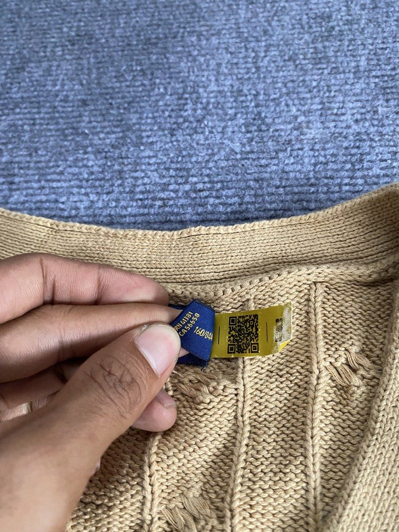 RL Men Cable-Knit Cardigan (Category: Coats, Jackets and Outerwear) located in Tandag. Submitted by ChristianThrift (Listing ID 1463835648, Image 3). Description: RL Cable-Knit Cardigan •Excellent Condition •10/10 Color rate •Size S (Stretchable) •Width 20 •Length 26 •No issues DM.