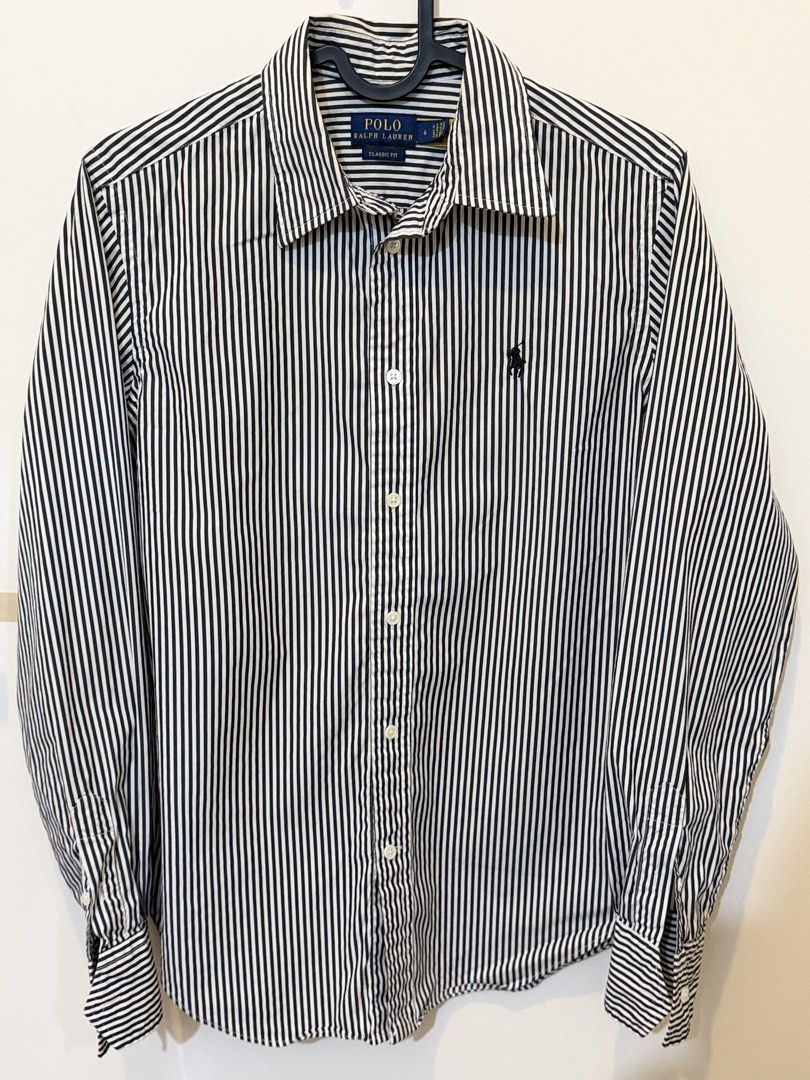 RL Top (Category: Shirts) located in Pasig City. Submitted by silent.finders.keepers (Listing ID 1463852679, Image 2). Description: -PRE-LOVED ORIGINAL Polo Ralph Lauren Women’s Black Striped Classic Fit Shirt -You may scan the QR to verify its authenticity -Bought in the US -Medyo too small for me now, given my current build -24 x 19 -Sobrang Ganda 🥹😍.