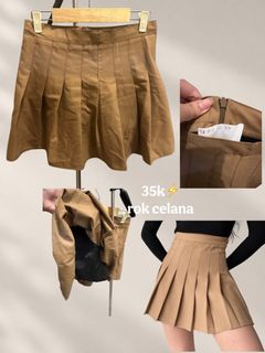 (Kategori: ) berada di . Dikirim oleh reforme.cloth (ID iklan 1463761003, Gambar 1). Deskripsi: .