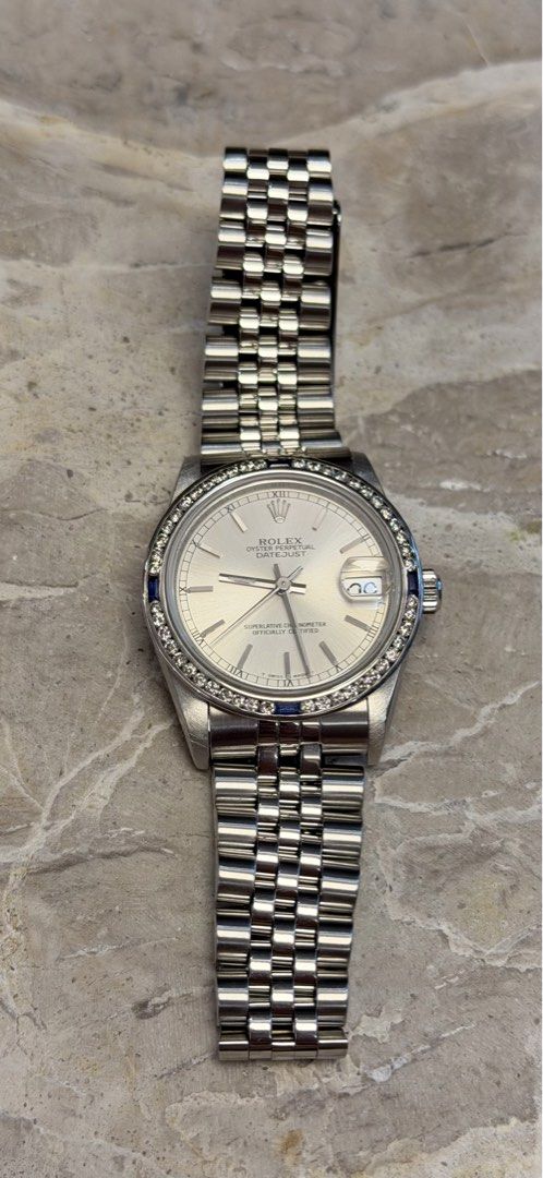 Rolex Datejust 31 Junior (Category: Women's Watches) located in Quezon City. Submitted by LuxPieces (Listing ID 1463804607, Image 2). Description: Rolex Datejust Size 31mm Ref. 68274 White Gold bezel (18k solid gold) + Diamonds + Sapphire (all original and natural) No lug holes Amazing condition freshly buffed, polished and serviced Watch only 285k only.