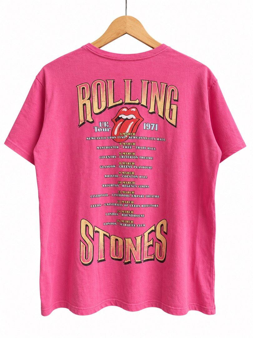 Rolling Stones Vintage/Modern Reps (Category: Formal Shirts) located in Cavite. Submitted by vast.thrift2day (Listing ID 1462811593, Image 2). Description: Vintage/Modern Reps Rolling Stone Tour Shirt.
