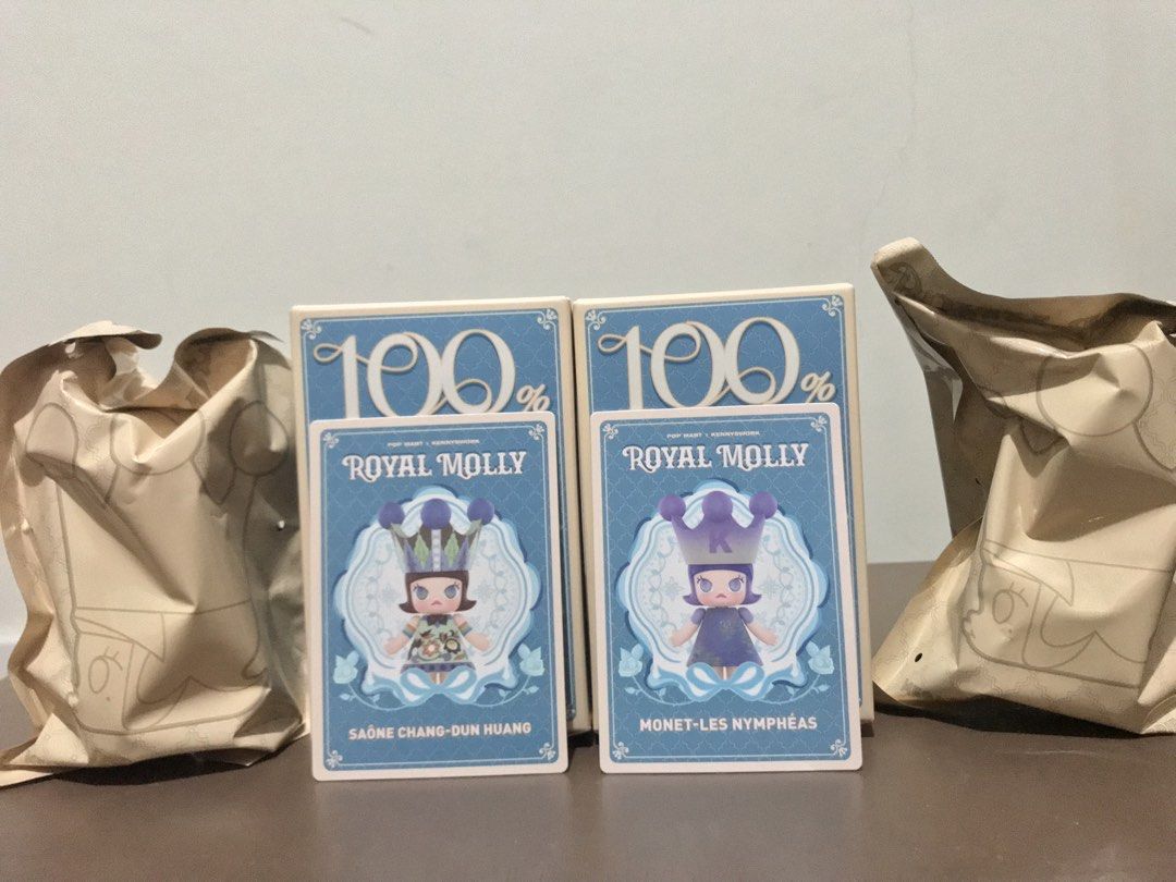 Royal Molly 100% Set Popmart (Category: Designer & Blind Box Toys) located in Pasig City. Submitted by midnightsun08 (Listing ID 1463750191, Image 2). Description: Brand New & Sealed Foil Royal Molly 100% - Saone Chang - Dun Huang - Monet (Series Special).