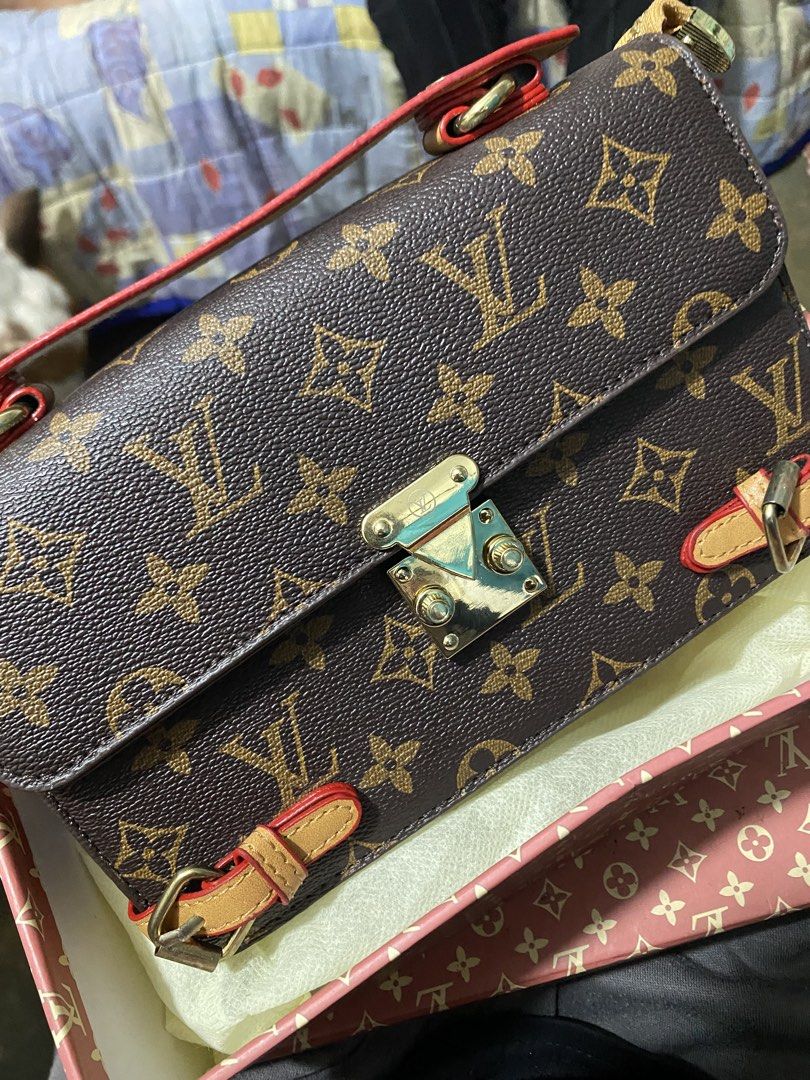 RUSH!! RUSH!! LV bag (Category: Luxury Bags & Wallets) located in Manila. Submitted by jaydie_16 (Listing ID 1463787549, Image 1). Description: Rfs: Need funds twice lang nagamit w box and receipt.