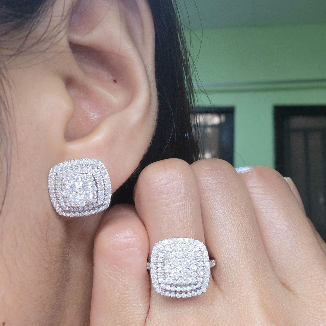 S304• 20 Carat Face Table Diamond Set 8.5 grams (Category: Earrings) located in Las Pinas. Submitted by yandijueri (Listing ID 1463784609, Image 3). Description: Subasta/Preloved. Pawnable S304• 20 Carat Face Table Diamond Set 18k WG, 8.5 grams 255 natural diamonds, 3.0 tcw Ring Size 8.25 PHP 107,000 Want proof of transactions? Visit our FB Page and IG account: @yandijueri.