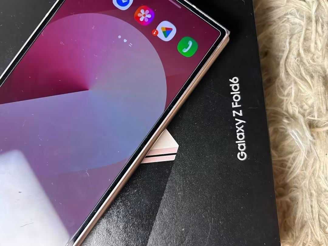 Samsung Galaxy Z Fold 6 (Category: Samsung) located in Caloocan City. Submitted by safefish_2596800 (Listing ID 1463819220, Image 3). Description: 📱 FOR SALE: Samsung Galaxy Z Fold 6 Selling my Samsung Galaxy Z Fold 6, still in good condition and well taken care of! ✨ 📦 Comes with the original box 🛡️ Includes 3 sets of cases 💰 Price is still negotiable — reasonable offers are welcome! ⚠️ Condition: May some minor dents/scratches from normal u