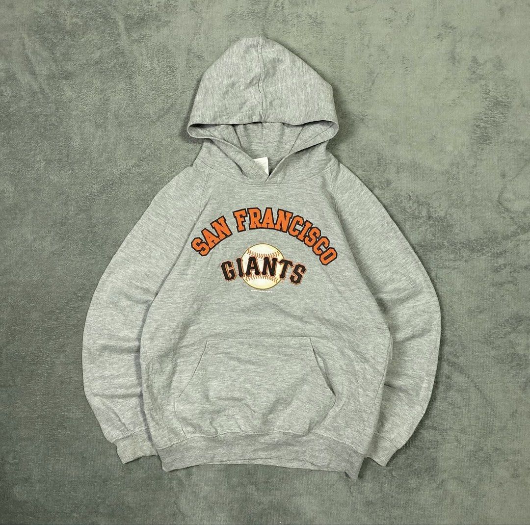 San Fransisco Giants Hoodie (Category: Coats, Jackets and Outerwear) located in Bacoor. Submitted by nikkibellaa (Listing ID 1463887950, Image 1). Description: Small Length: 25 Width: 20 📍 Pasay.