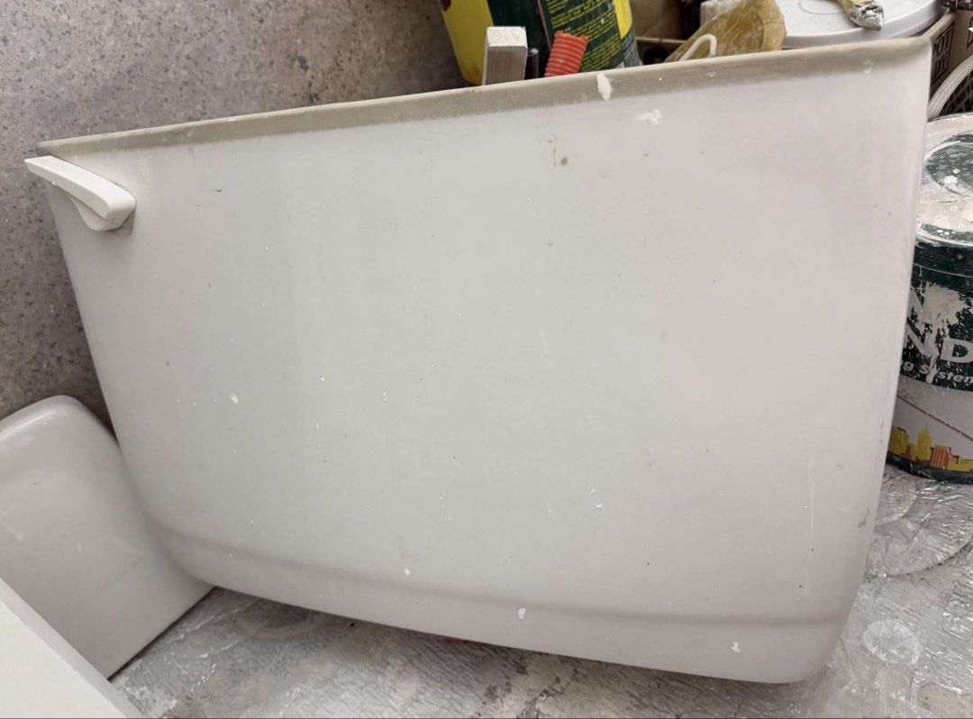 Saniware Toilet Bowl with Flush (Category: Bathroom & Kitchen Fixtures) located in Makati City. Submitted by cardlab (Listing ID 1463777626, Image 2). Description: Items are 💯 authentic/original/legit. About The Item: • Saniware with Flush • Declutter - magpapalit na ng bago • Pwedeng puntahan muna sa pickup pt para makita • Actual pics/ photos posted 📍 Sta Cruz, Manila Pin/ Pickup: 912 Espeleta - Chinatown Plaza Mop: ✅ GCash ✅ Cash ‼️ Shipping
