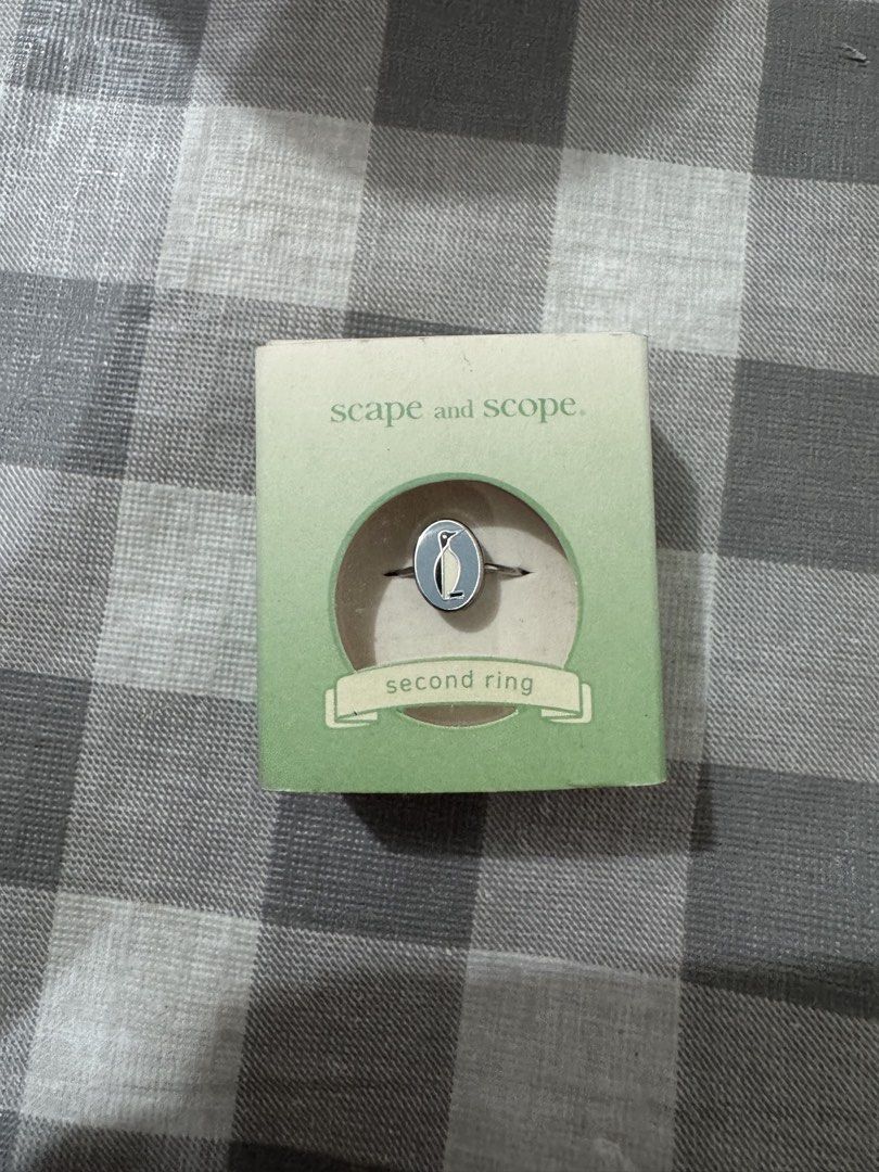Scape and Scope Penguin Second Ring (Category: Rings) located in Pasig City. Submitted by theresebp (Listing ID 1463877567, Image 1). Description: - Cute penguin design from Scape and Scope - Handmade in Korea - Size second ring - Includes original box - Ideal for everyday wear or as a gift.