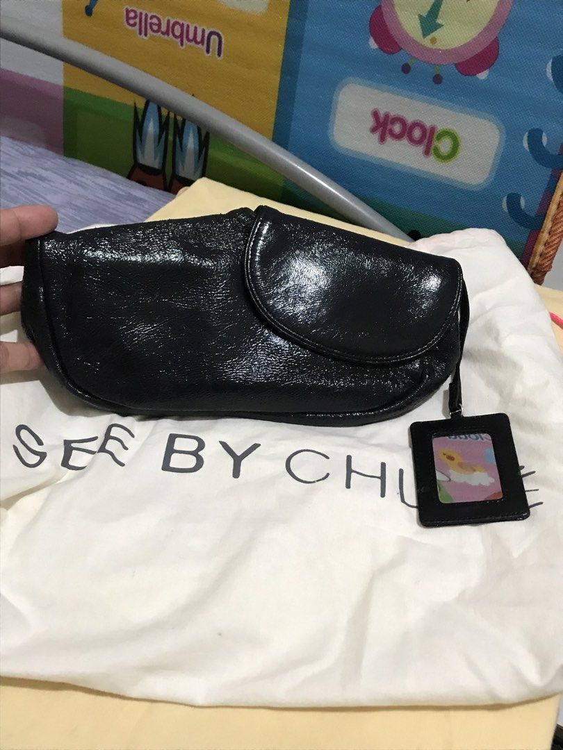 See by chloe (Category: Clutches) located in Balete No 2. Submitted by troyesybang (Listing ID 1463889942, Image 1). Description: Ocean blue distressed patent leather May konti rust sa kisslock OG sbc dustbag ksma Lp Size ay clutch or evening bag .