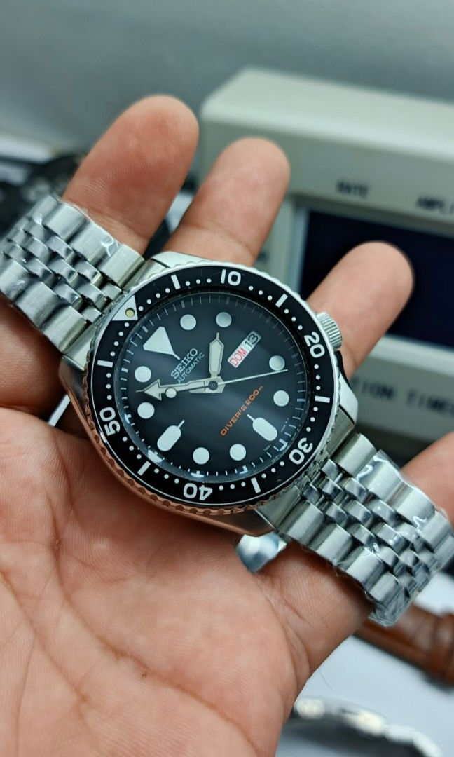 Seiko SKX007K2 (Category: Luxury Watches) located in Davao. Submitted by timefix.ph (Listing ID 1463896773, Image 1). Description: 6months service warranty Free shipping Nationwide COD/COP are accept.