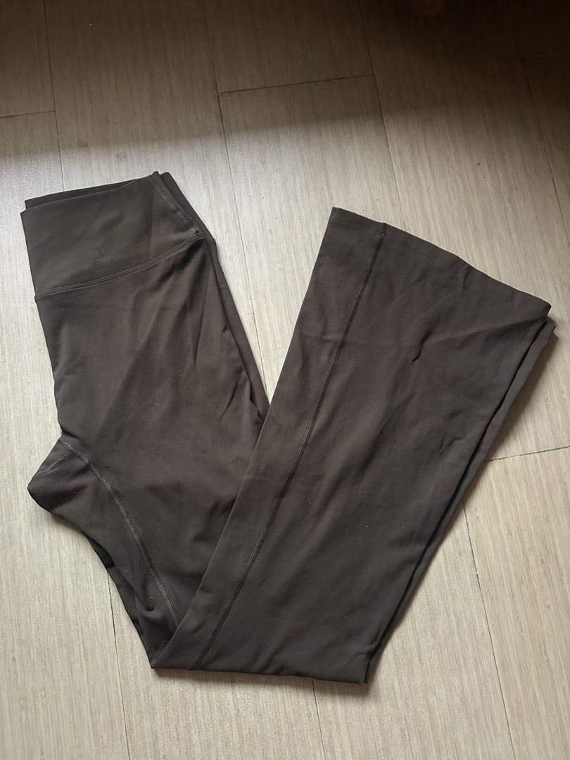 SHAPE Active Flared Leggind Espresso - Large (Category: Activewear) located in Mandaluyong City. Submitted by youarecutejeans (Listing ID 1463803510, Image 1). Description: - Brand: SHAPE - Color: Brown - Size: XL - Material: 80% Polyester, 20% Spandex - Designed in: Philippines - Perfect for: Workouts and everyday wear - Features: Comfortable and stretchy material.