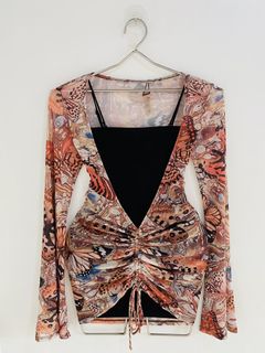 (Category: ) located in . Submitted by yourcloset1001 (Listing ID 1463914188, Image 1). Description: .