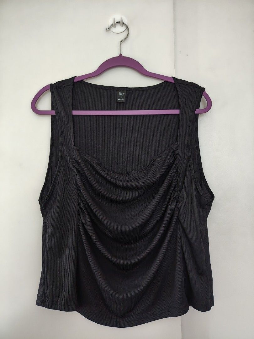SHEIN Black Ribbed Ruched Square Neck Tank Top (Category: Sleeveless) located in Manila. Submitted by babeboxtheory (Listing ID 1463750502, Image 2). Description: - SHEIN black ribbed tank top - Ruched detail on the front - Square neckline - Sleeveless design - Comfortable and stretchy material - Perfect for layering or wearing solo.