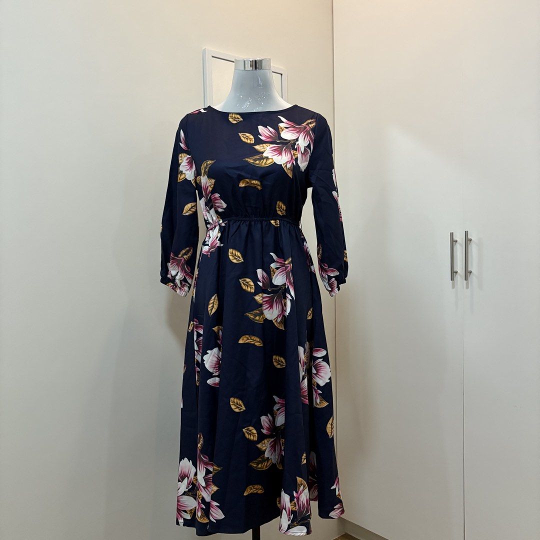 Shein Long Dress (Category: Dresses) located in Angeles City. Submitted by declutteredcloset_ (Listing ID 1463901354, Image 1). Description: .