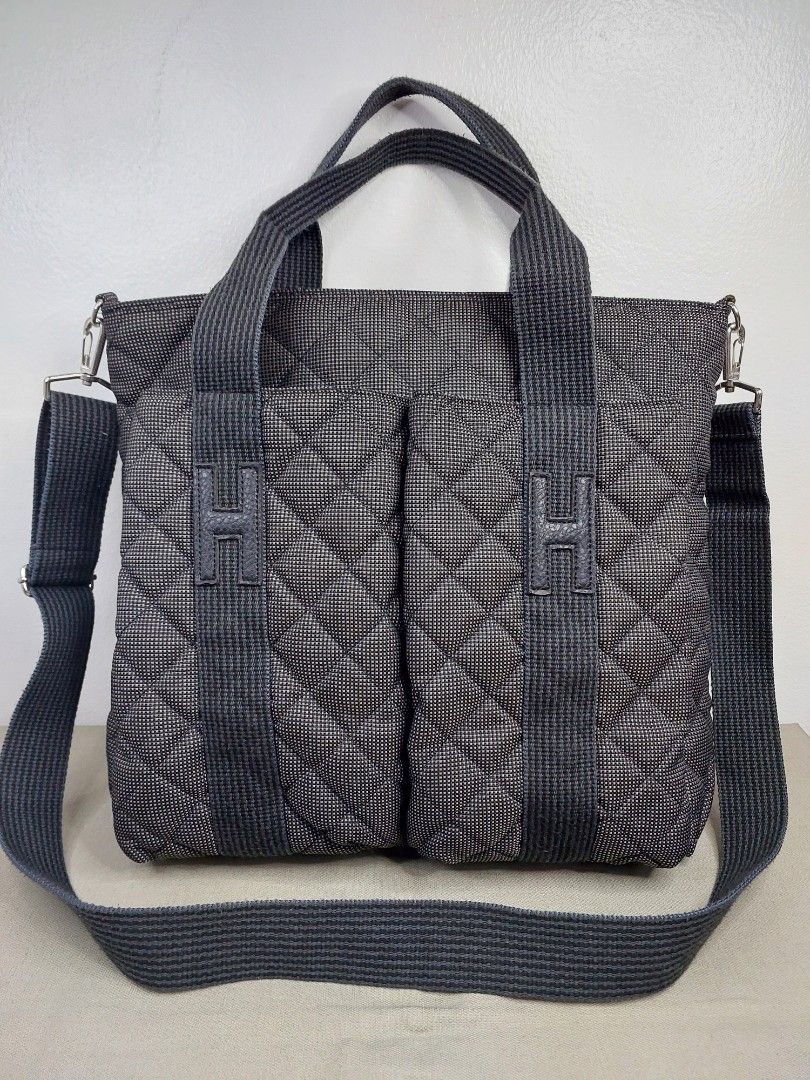 P1,200 only # 24313 - tote bag (Category: Tote Bags) located in Cagayan de Oro. Submitted by jocelynt483 (Listing ID 1463796983, Image 1). Description: P1,200 only # 24313 - tote bag.