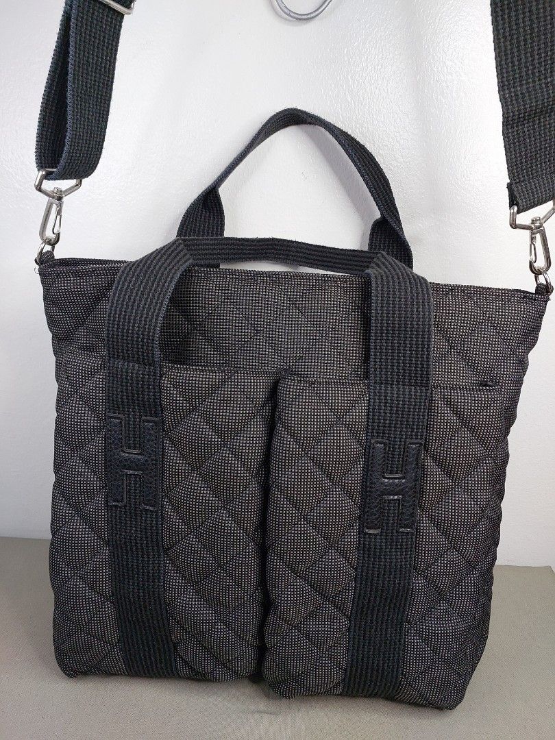 P1,200 only # 24313 - tote bag (Category: Tote Bags) located in Cagayan de Oro. Submitted by jocelynt483 (Listing ID 1463796983, Image 2). Description: P1,200 only # 24313 - tote bag.