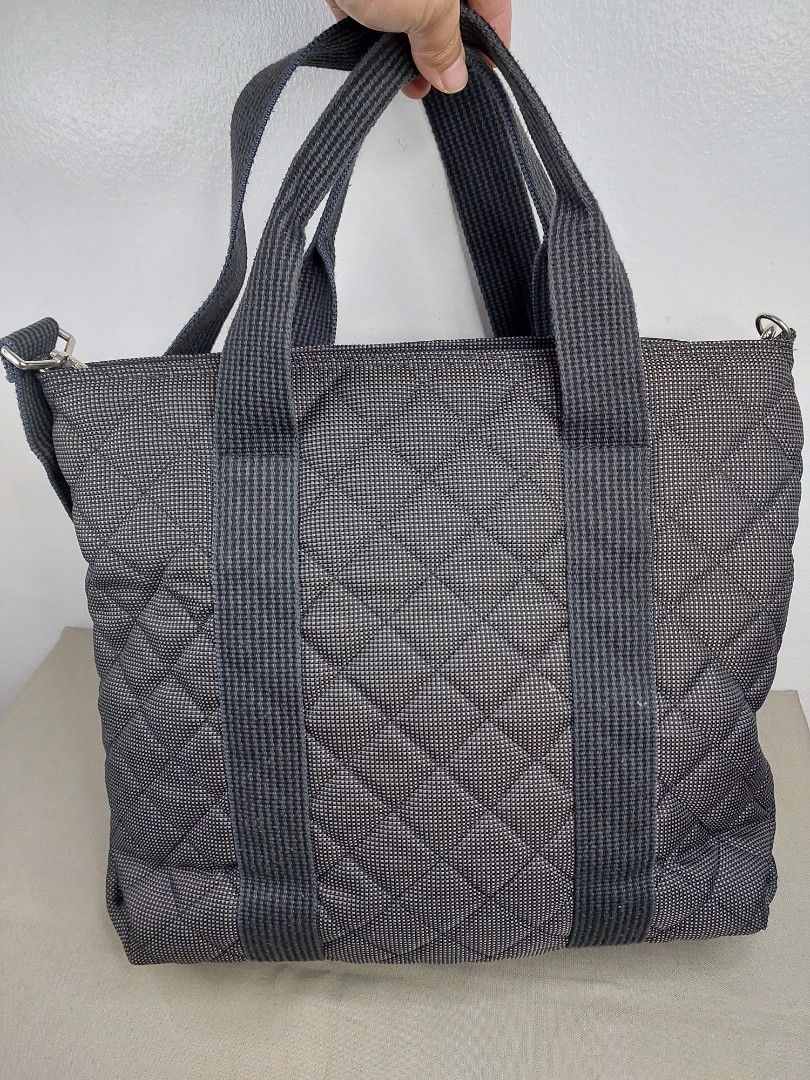 P1,200 only # 24313 - tote bag (Category: Tote Bags) located in Cagayan de Oro. Submitted by jocelynt483 (Listing ID 1463796983, Image 3). Description: P1,200 only # 24313 - tote bag.