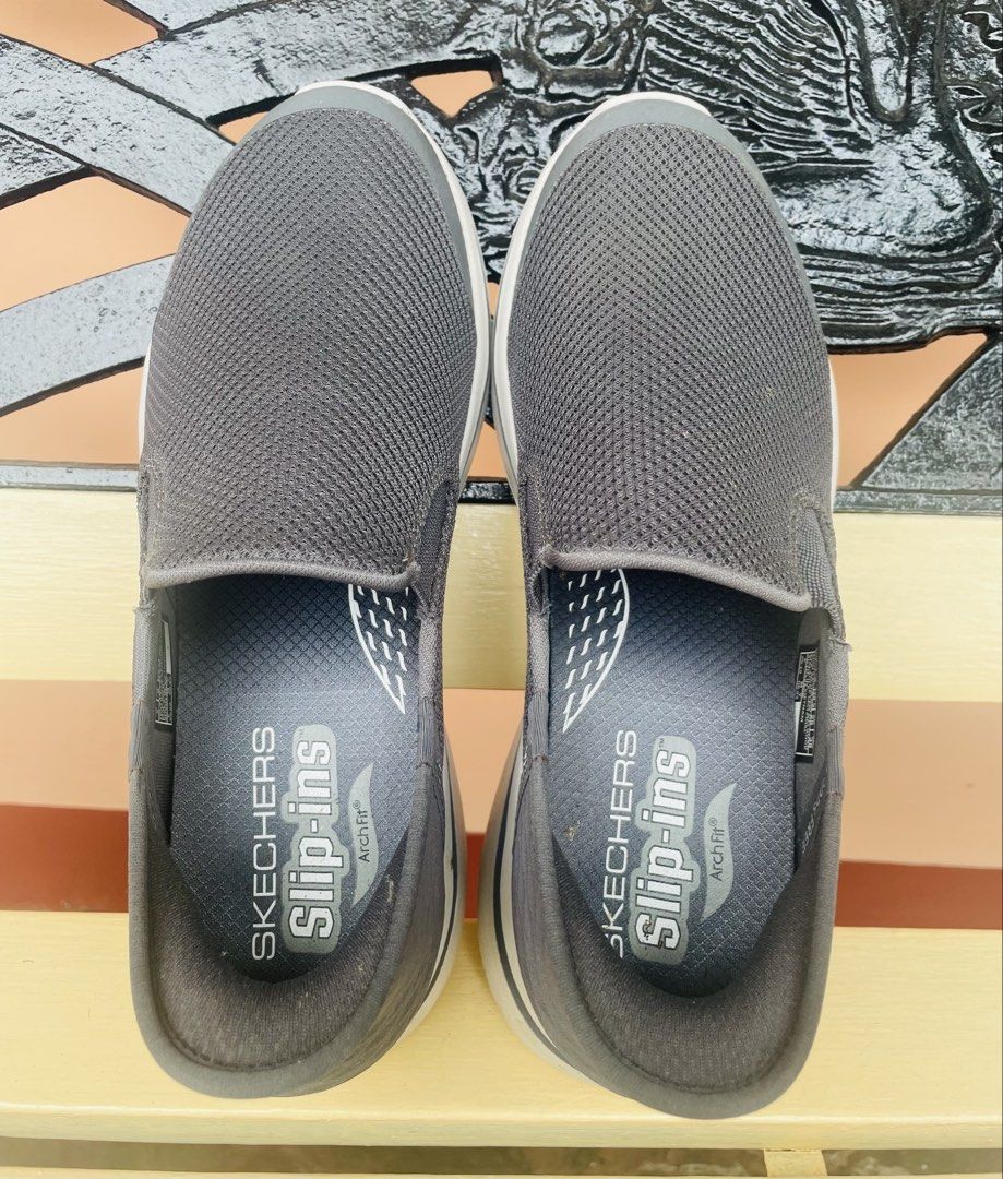 Skechers Slip-ins Arch Fit (Category: Casual Shoes) located in Cebu City. Submitted by i_am_yasmin (Listing ID 1463812059, Image 3). Description: Skechers Slip-ins Arch Fit Size 7 Men ₱2500 RFS: Extra, gifted from Australia 🚶‍♀️ Are they good for walking? Yes — very much so. That’s where I’d put these shoes in their sweet spot..