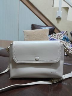(Kategori: ) berada di . Dikirim oleh vault.maesaroh934 (ID iklan 1463914923, Gambar 1). Deskripsi: .