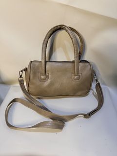 (Kategori: ) berada di . Dikirim oleh vasthi (ID iklan 1463823791, Gambar 1). Deskripsi: .